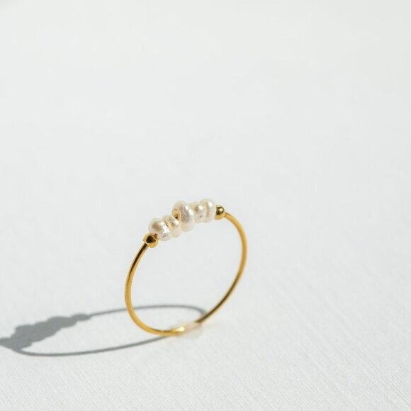 Dainty Pearl Ring Freshwater Pearl Gold Ring Waterproof Gold Ring Stacking ring - Picture 4 of 10